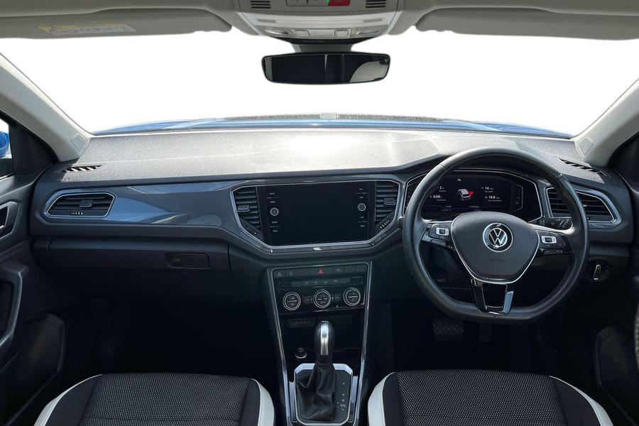 Volkswagen T-ROC Photo autoimg-634aab0cb44ae35e7bc85b51e6514da24017f497.jpg