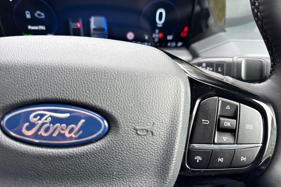 Ford TRANSIT CUSTOM Photo autoimg-6350cd06095b6d4e4c01b495eeb58732f4bc3f96.jpg