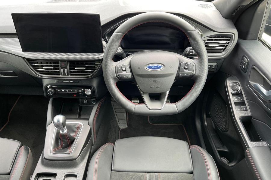 Ford KUGA Photo autoimg-63515f7004f9828cd11bd597bf75840c7133ec22.jpg