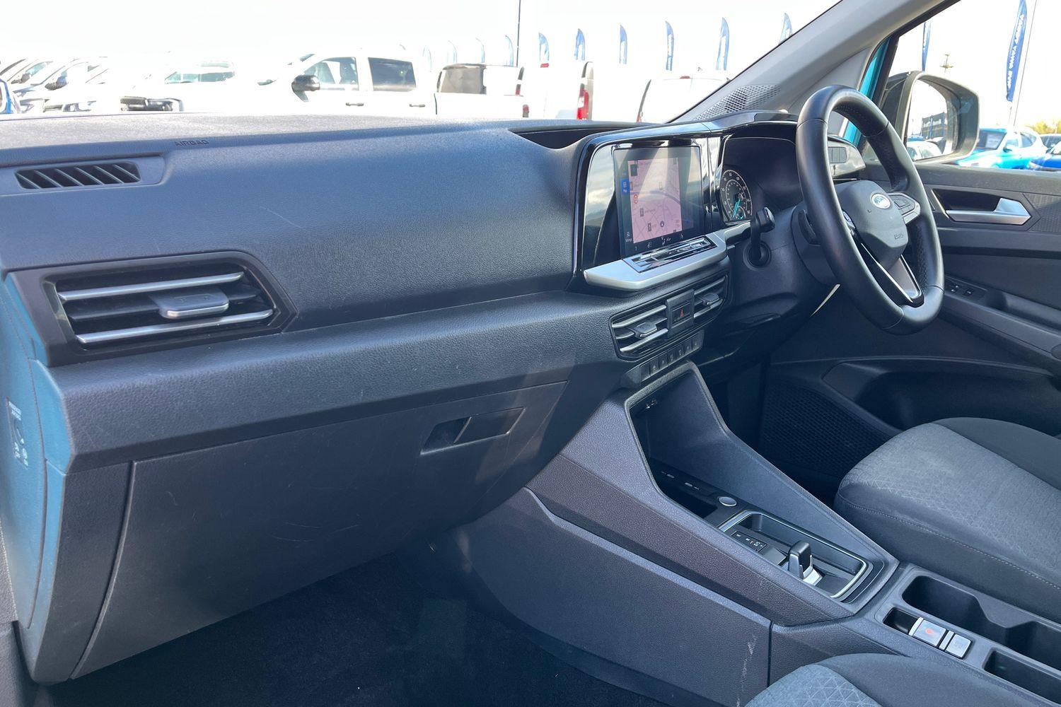 Ford Grand Tourneo Connect Photo 17