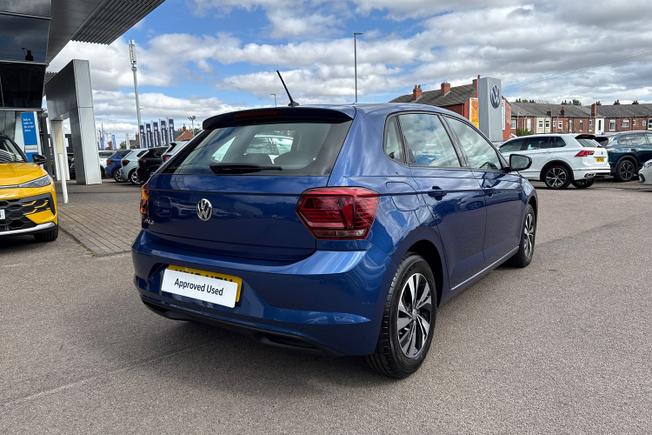 VOLKSWAGEN Polo Photo 24