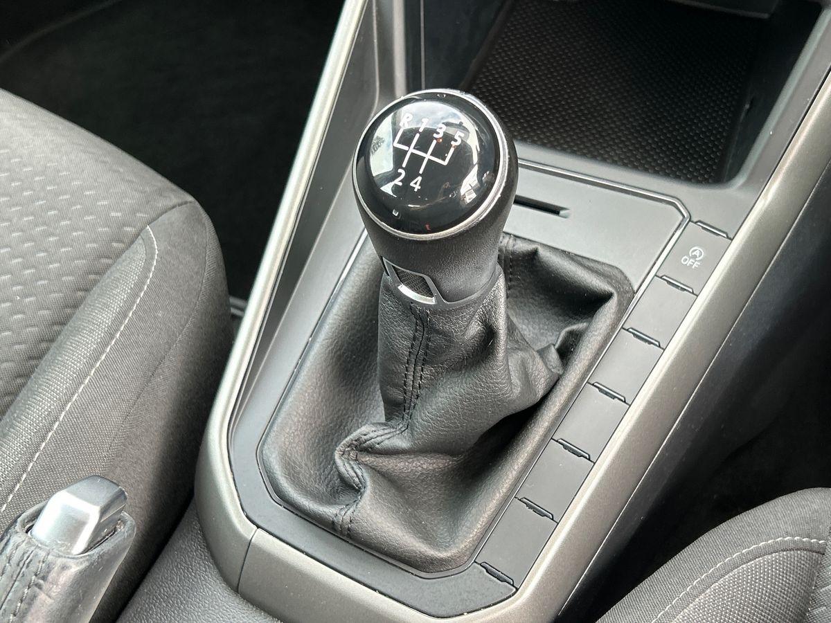 Volkswagen Polo Photo autoimg-635784d9c618e542280c651656155e40769e264a.jpg