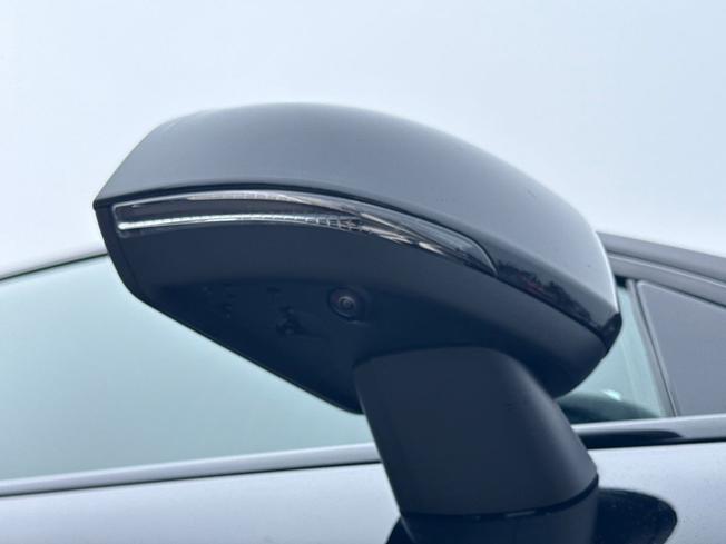 VOLVO Xc40 Photo 25