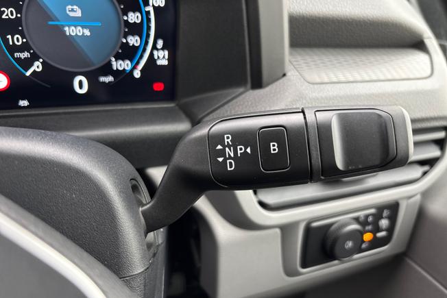 VOLKSWAGEN e-Transporter Photo 25
