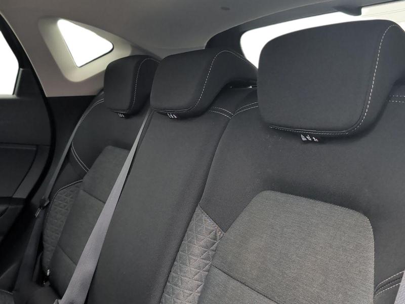 Used Renault Captur ST72AKN 17