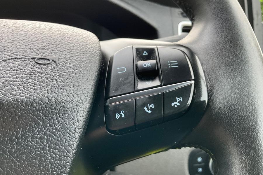 Ford TRANSIT CUSTOM Photo autoimg-6361ea143f2d68b17add34cb73ea1fb21e54db9d.jpg