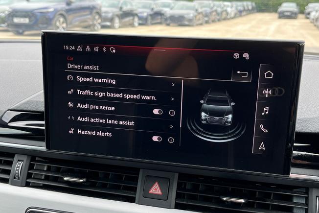 AUDI A4 Avant Photo 35