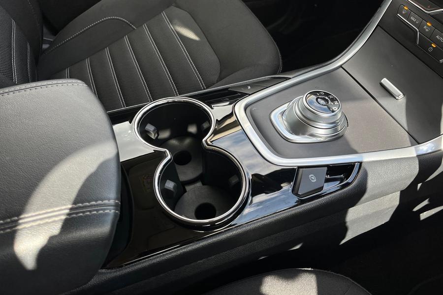 Ford Galaxy Photo autoimg-636462f90aeb34fd66beff1be503a13ec5765c7c.jpg