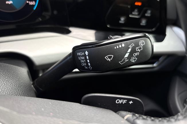 Volkswagen Golf Photo 27