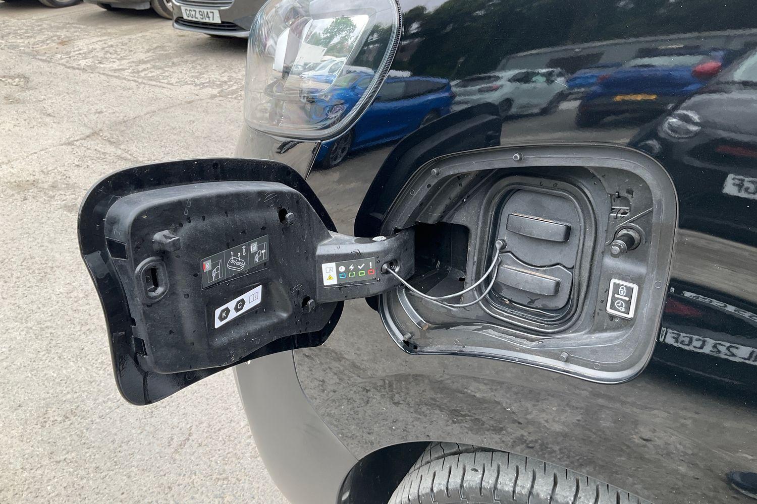 Vauxhall VIVARO LIFE Photo 37