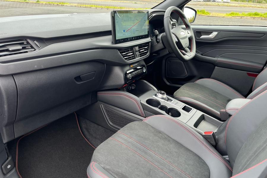 Ford KUGA Photo autoimg-63697d745bcea1392445f633297e5a918a7d1bc8.jpg