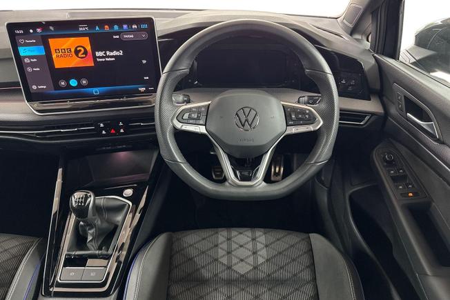 Volkswagen Golf Photo 11