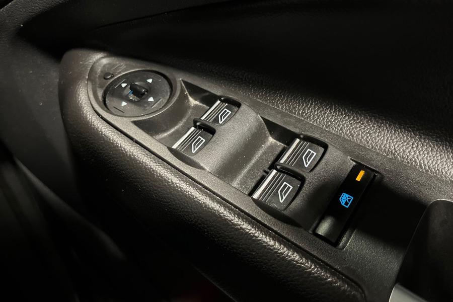 Ford KUGA Photo autoimg-636e76d0a97e341a55cadc95a4937d31d221c86d.jpg