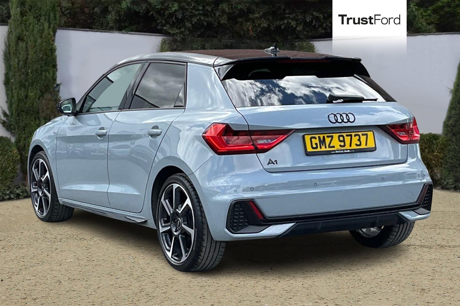 Audi A1 Photo 1