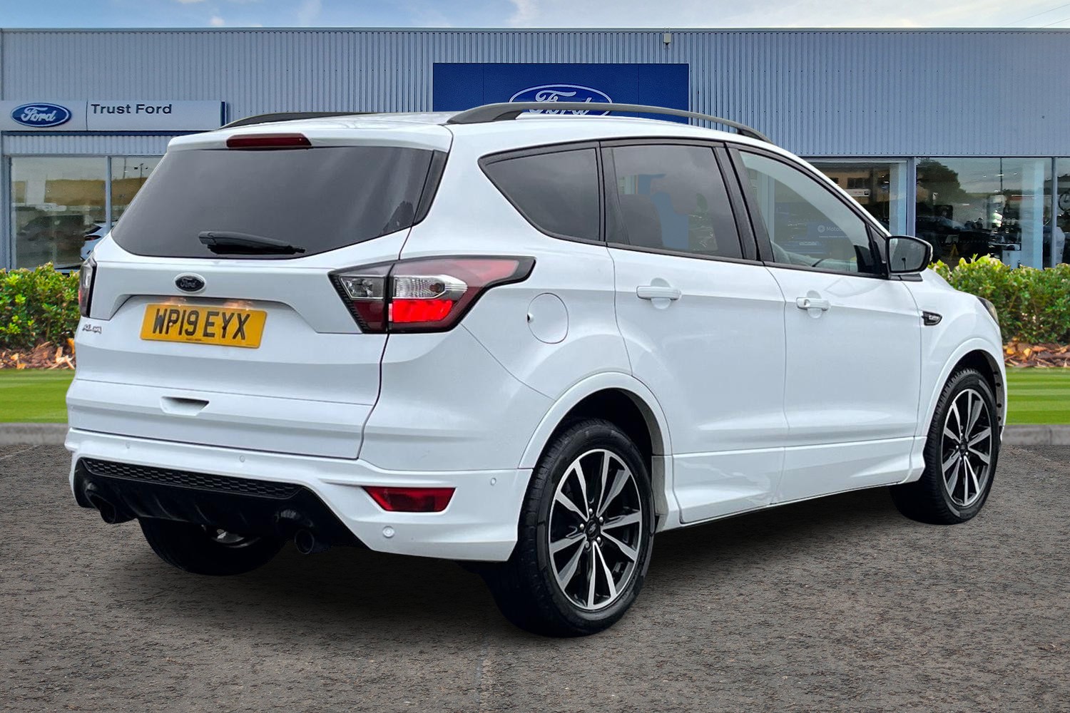 Ford KUGA Photo 3