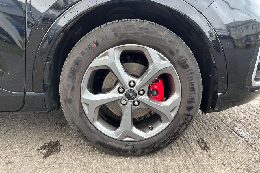 Ford KUGA Photo autoimg-6374ce214ec283f6a5f84d483b49861348186b75.jpg