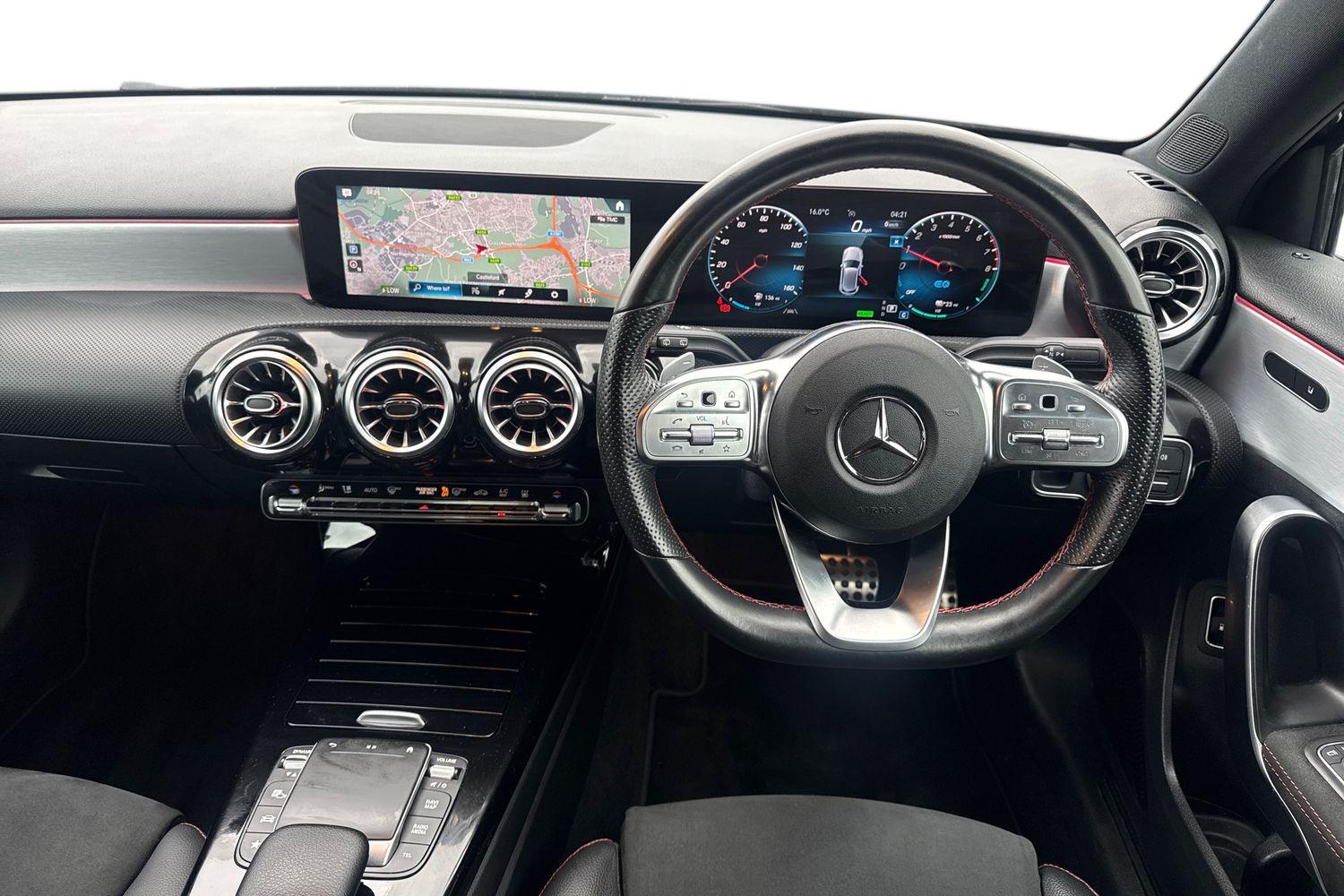 Mercedes-Benz A CLASS Photo 10