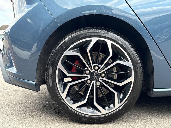 FORD Focus Photo 25
