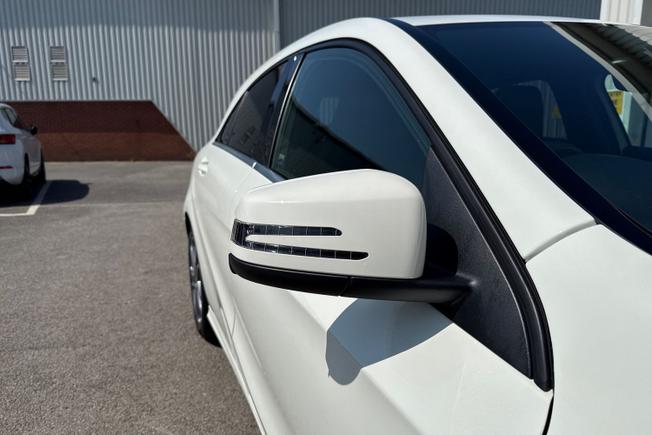 MERCEDES-BENZ A Class Photo 20