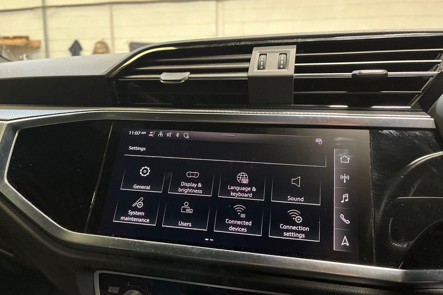 Audi Q3 Photo 30