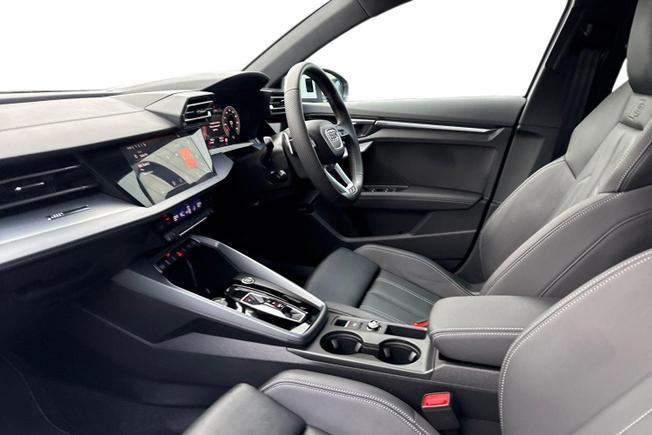 AUDI A3 Photo 2