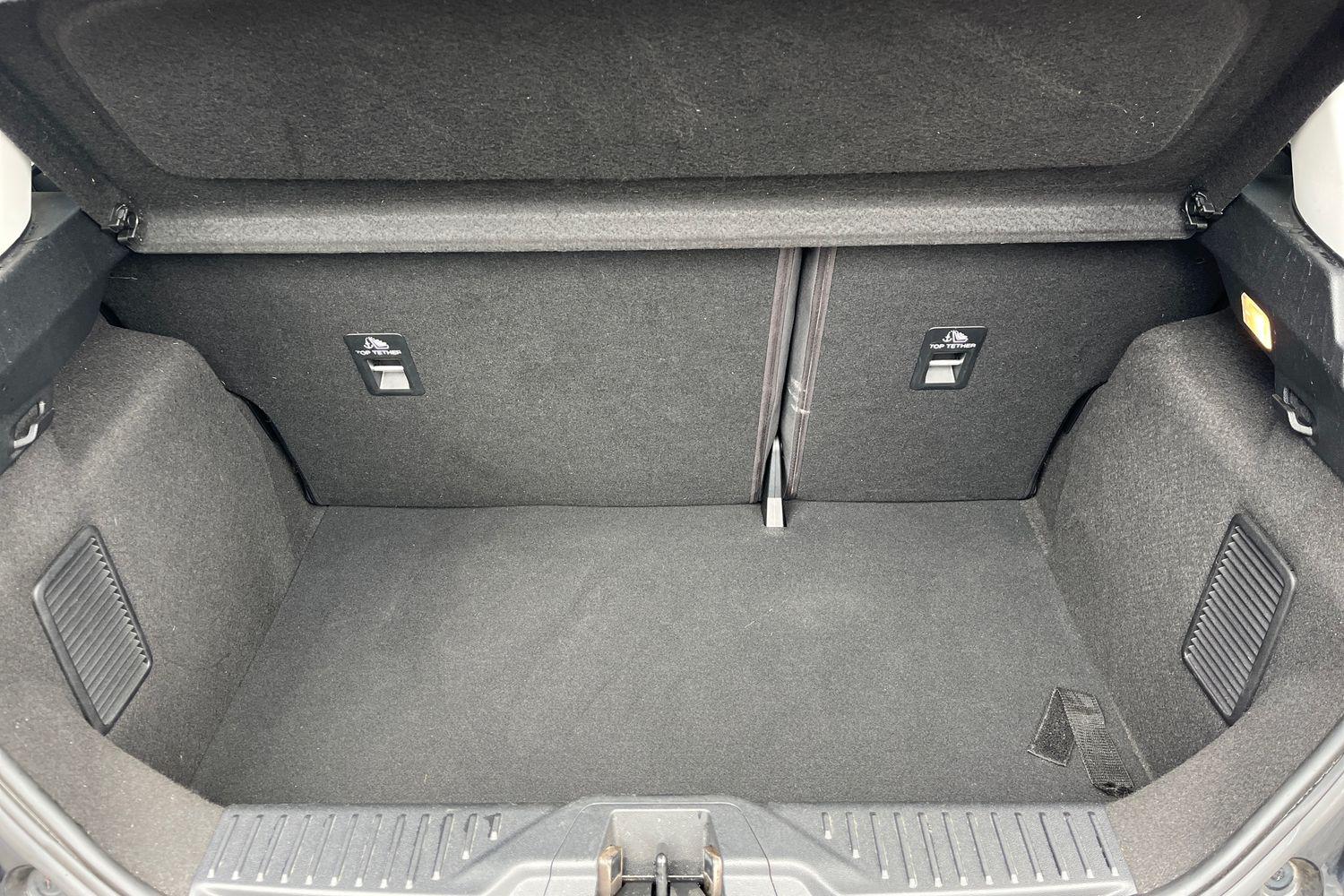 Ford FIESTA Photo 20