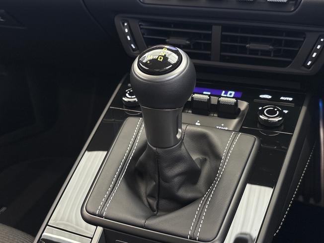 PORSCHE 911 Photo 12