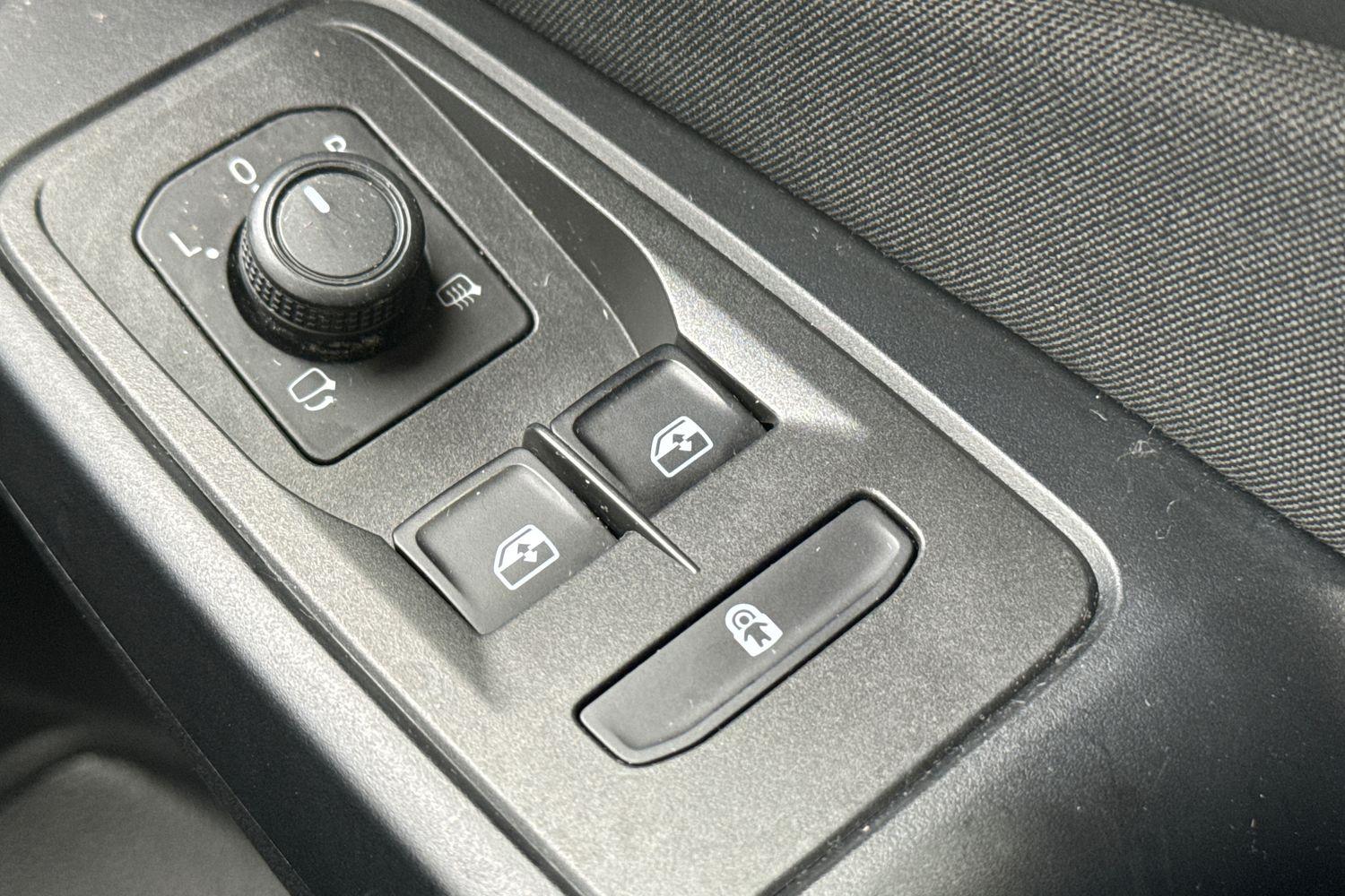Ford TOURNEO CONNECT Photo 15