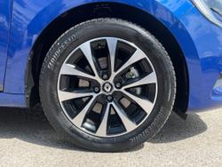RENAULT Clio Photo 5