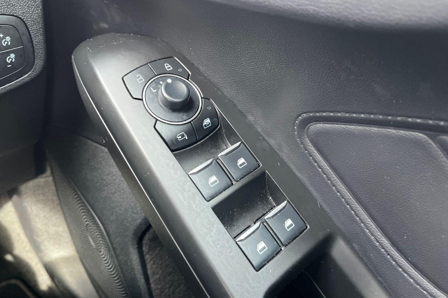Ford FOCUS Photo 15