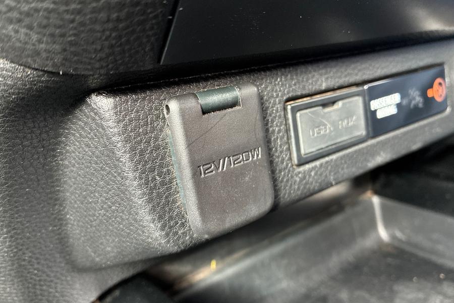Isuzu D-MAX Photo autoimg-6389d8eab7a238fe2f3ba08a671be333dc72d9db.jpg