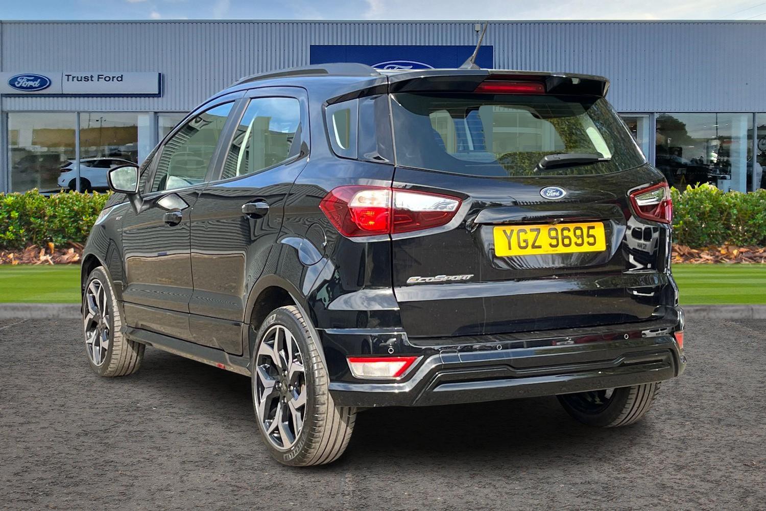 Ford ECOSPORT Photo 1