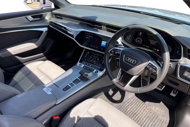 AUDI A6 Avant Photo 6