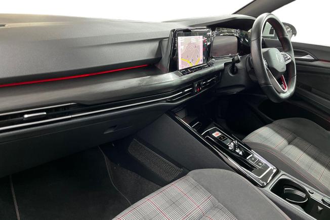 VOLKSWAGEN Golf Photo 2