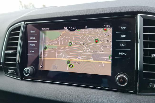 ŠKODA Karoq Photo 14
