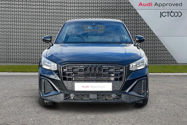 Audi Q2 Photo 9