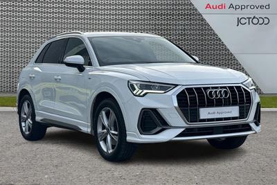2022 AUDI Q3 S line 40 TFSI quattro 190 PS S tronic at JCT600