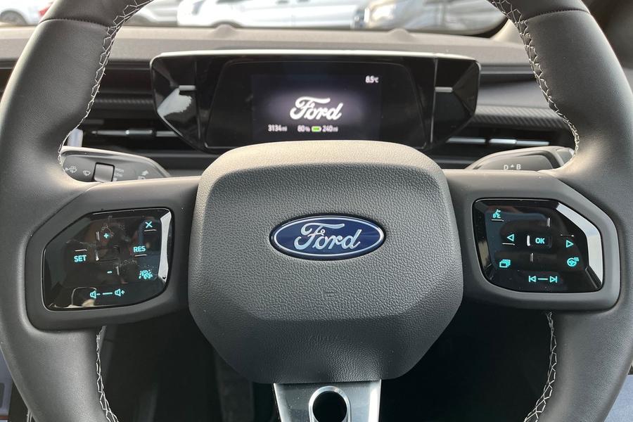 Ford Capri Photo autoimg-6397e0fc5beb6757dbc2064938a2afca5f460f7e.jpg