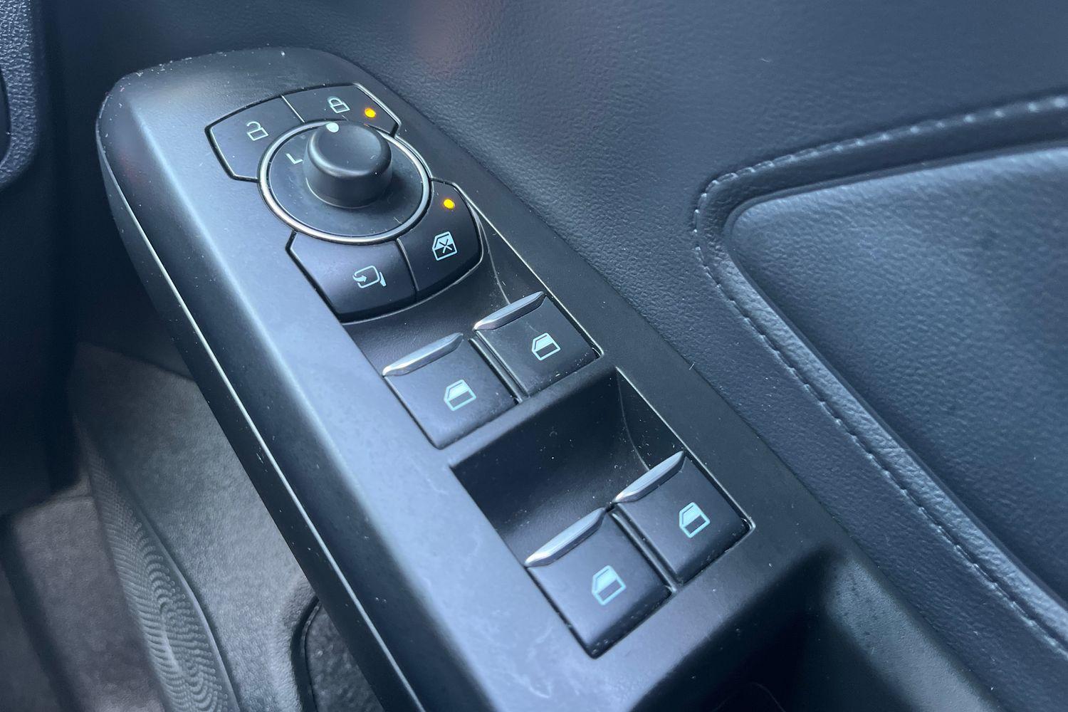 Ford FOCUS Photo 15
