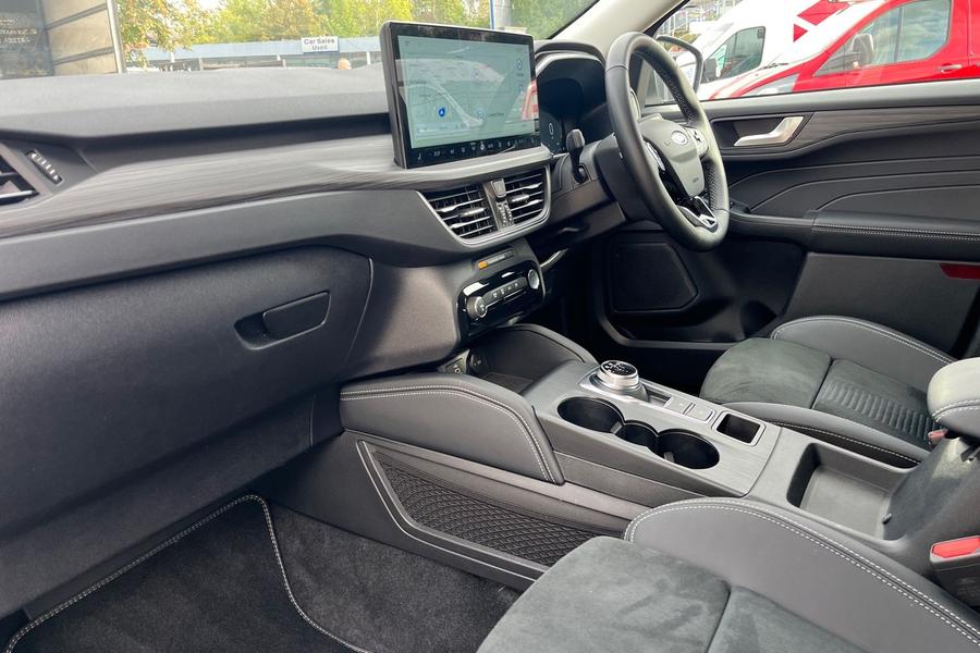 Ford Kuga Photo autoimg-639c0d45b8a62e47e45bbd0797b792148baf40f8.jpg