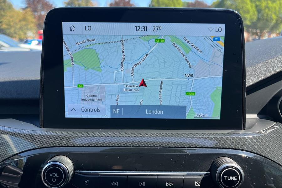 Ford Kuga Photo autoimg-639cca3a6eb851b9ff8c10089e25ca824dea78cf.jpg