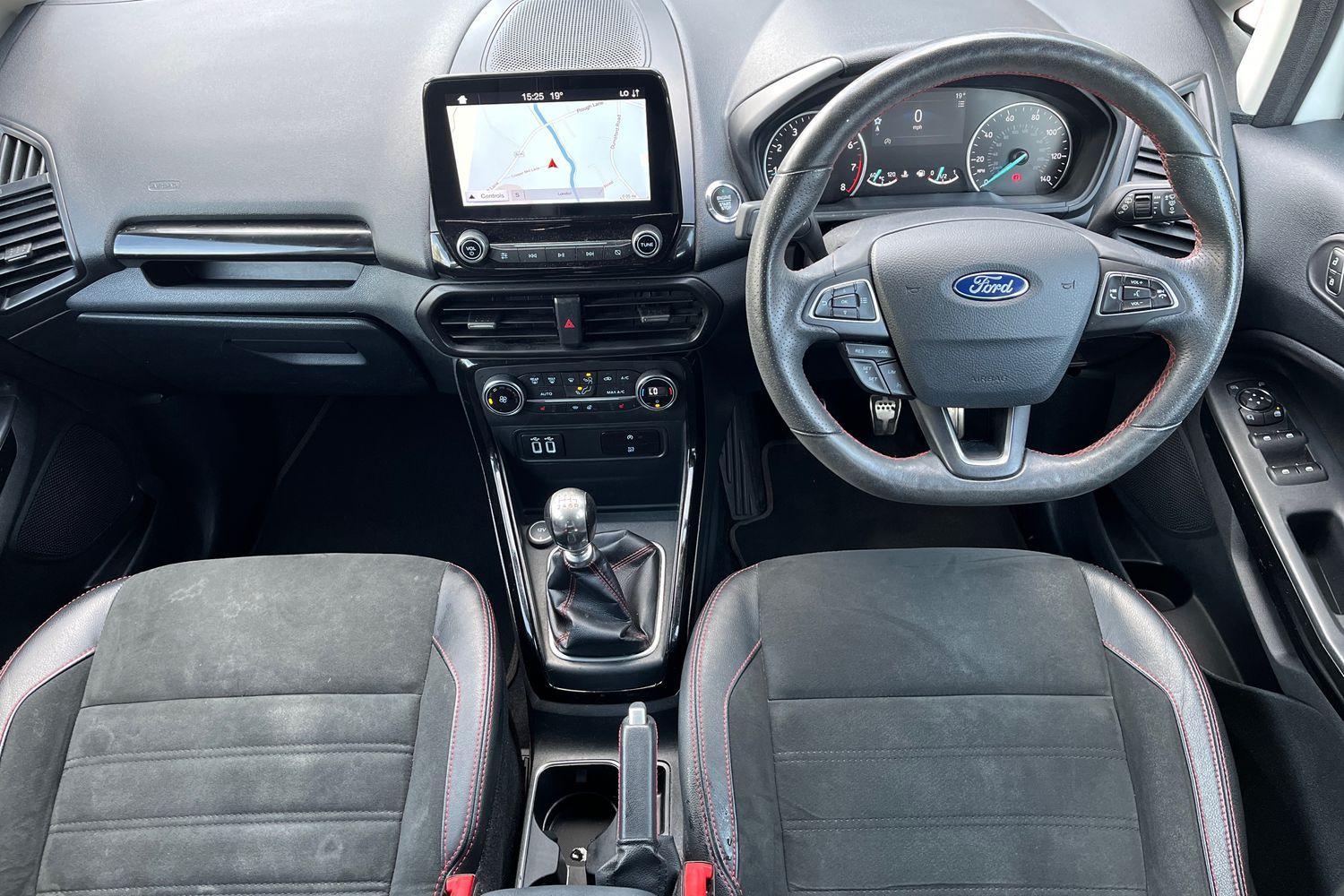 Ford ECOSPORT Photo 9