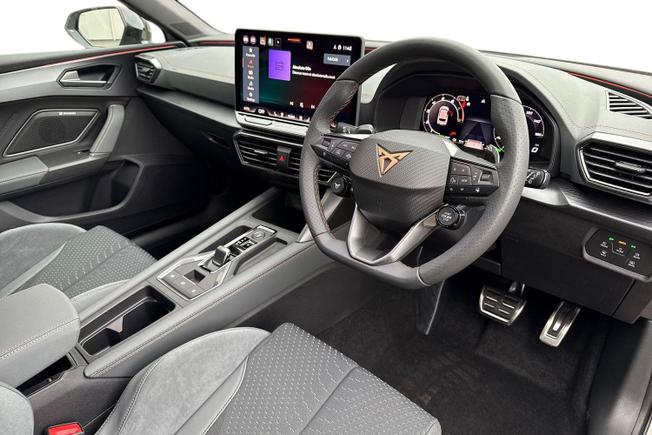 CUPRA Leon Photo 7