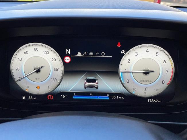 HYUNDAI i20 Photo 15