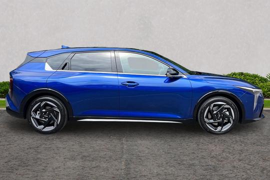Kia K4 Photo autoimg-63a17d5bf09908abed39c22e500c881faaa7a350.jpg