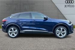 AUDI Q5 SUV Photo 4
