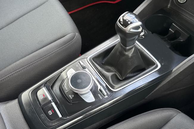 Audi Q2 Photo 35