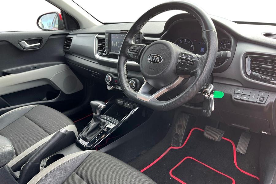 Kia STONIC Photo autoimg-63a4dac0158a4e8a8b706ec1f4b245cb0c46ad5d.jpg