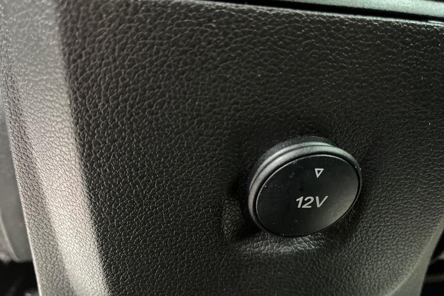 Ford KUGA Photo autoimg-63a51970d4696dcd7581695344138c6e49c8c3d6.jpg