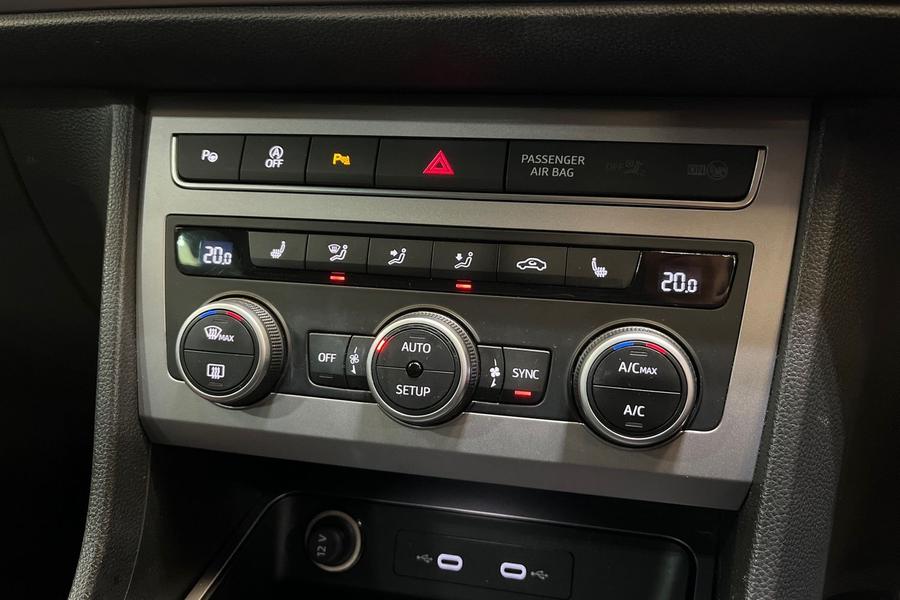 SEAT ATECA Photo autoimg-63a51e59564a29e61db05f55dc89218d50bae8e2.jpg
